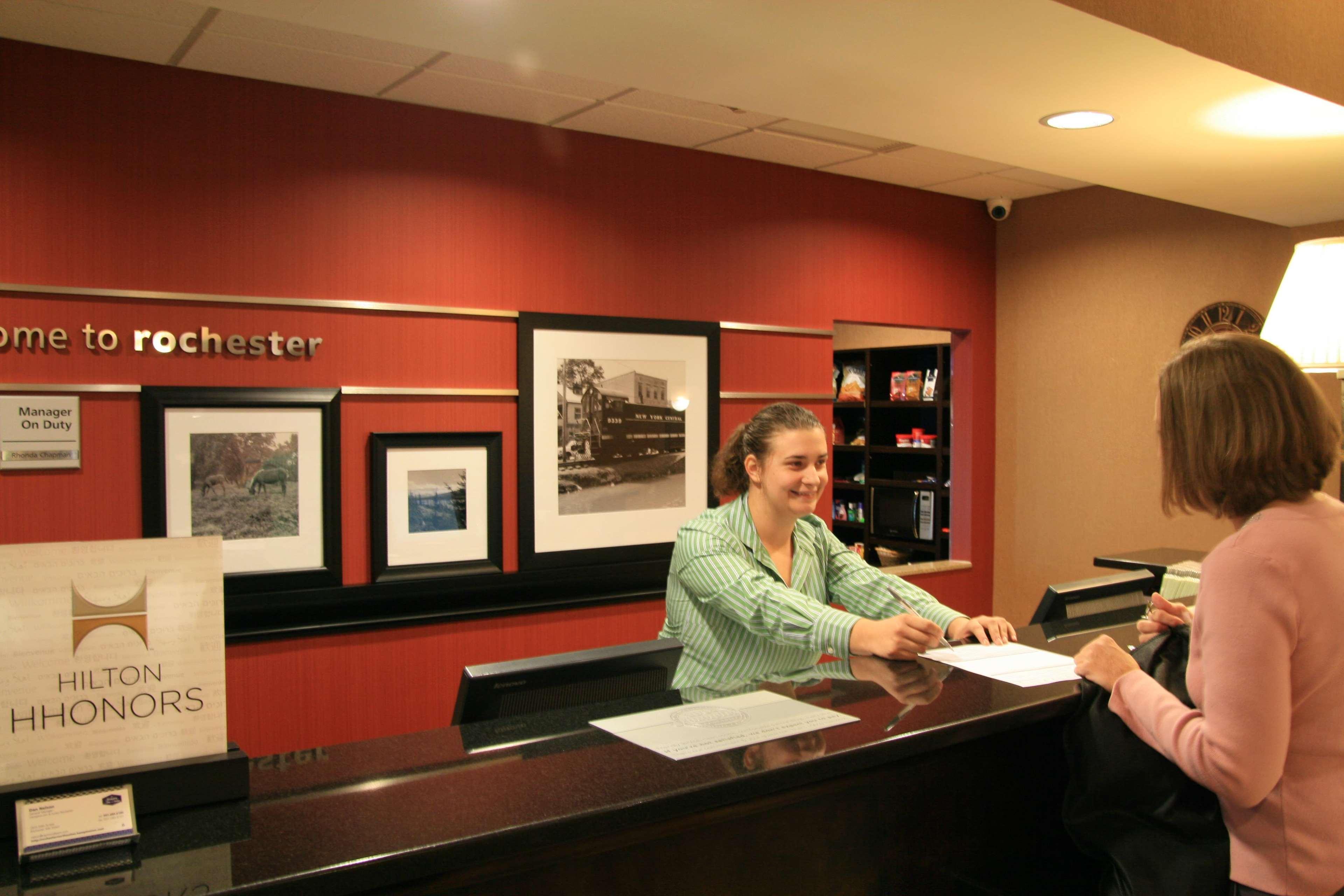Hampton Inn&Suites Rochester-North Interior foto